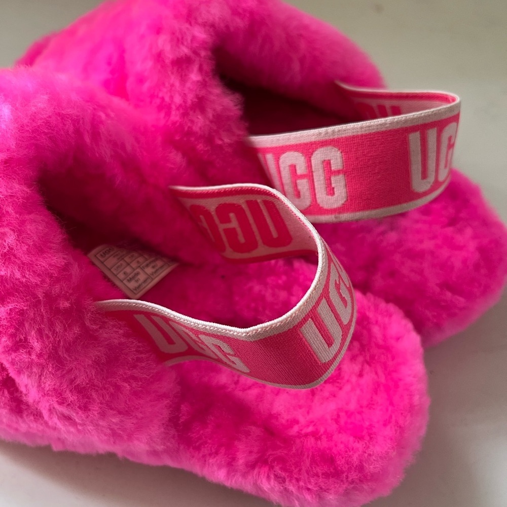 UGG Fluff Yeah Fuchsia Pink Slippers Size 6 - Picture 5 of 8